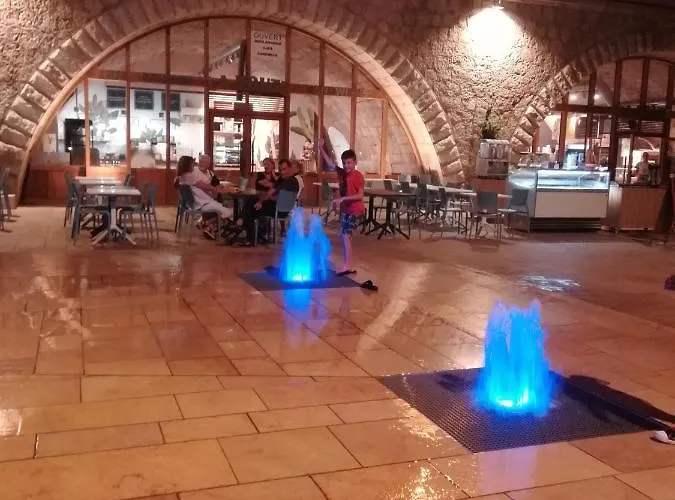 Cosy Soleia, 50m From Sea Side *