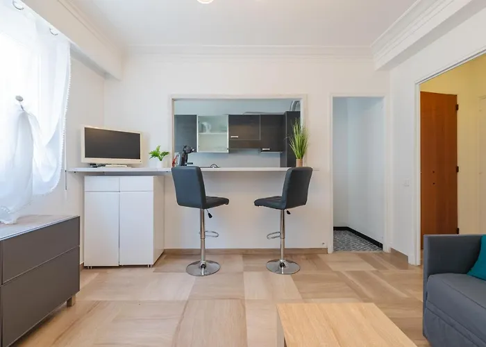 Cosy Soleia, 50m From Sea Side Apartment Menton