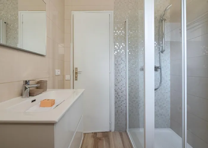 Cosy Soleia, 50m From Sea Side Apartment Menton